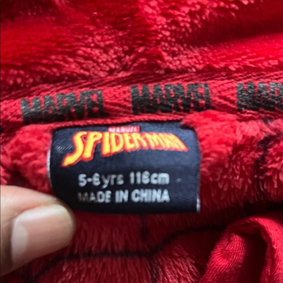 Marvel Superhero Costume - Red and Blue - Picture 3 of 6